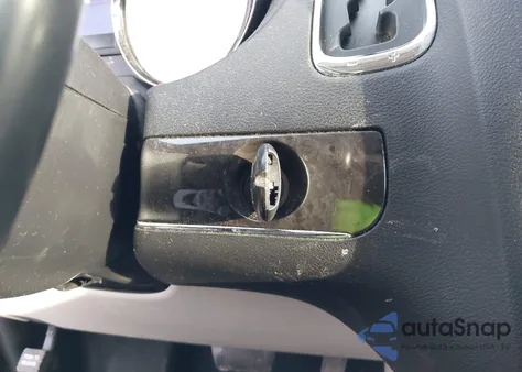 2015 Chrysler Town & Country Touring from USA, damaged, VIN 2C4RC1BG2FR751985